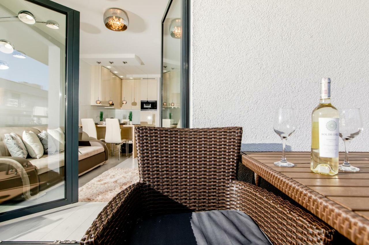 Apartament Diamentowy Gardenia Dziwnow Z Widokiem Na Morze Epapartamenty Exterior foto
